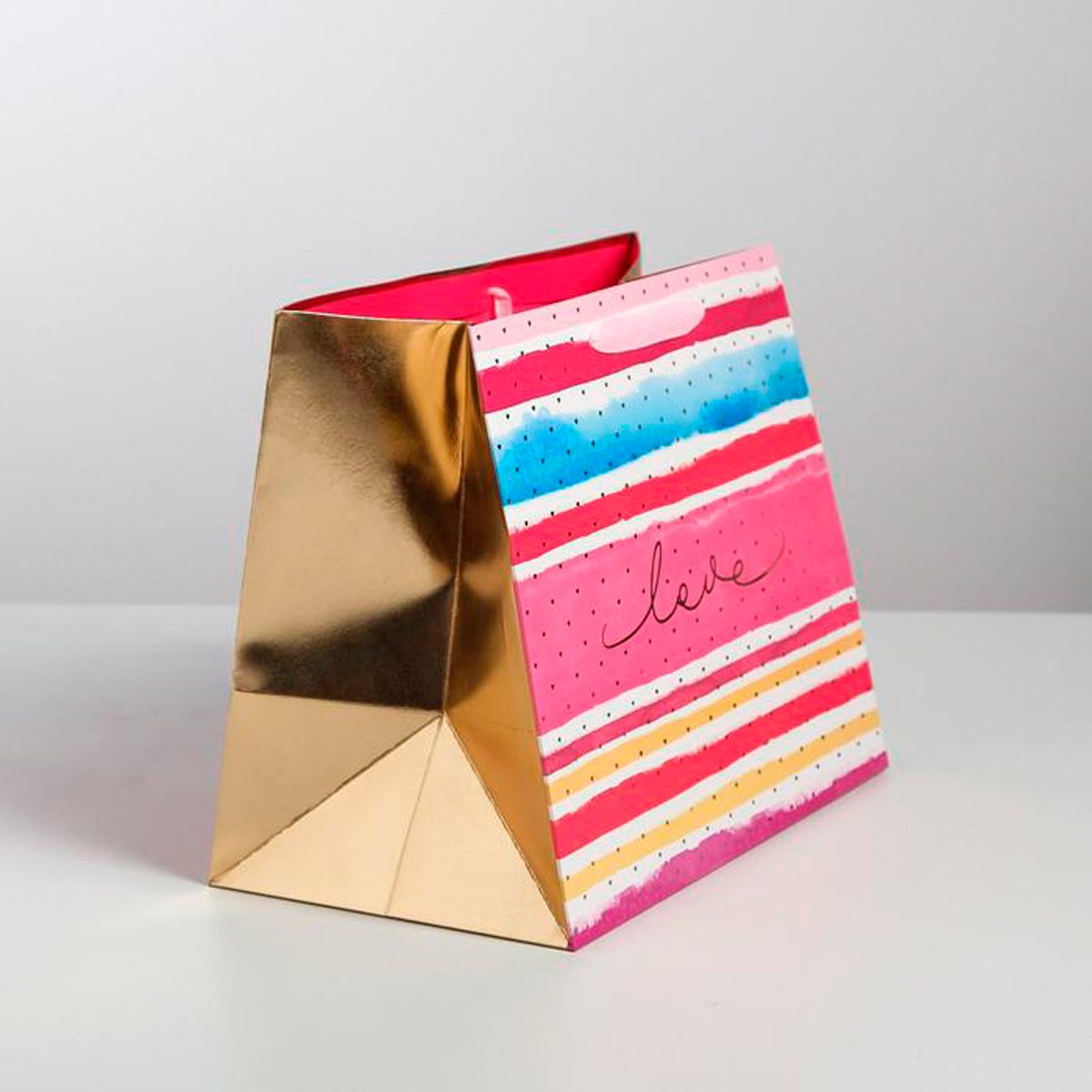 Пакет подарочный ламинир. "love" 30,5*25,5*18 см (1/6/132) "дарите счастье" 4647220