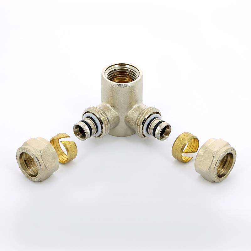 Водорозетка обжим 3-х плоскостная ВР 16 х 1/2" х 16 UNI-FITT для металлопластиковых труб