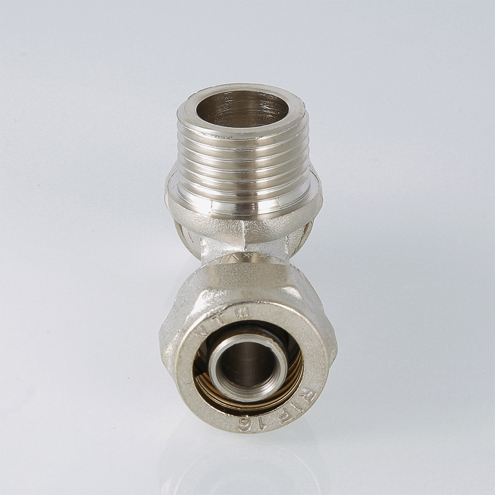 Тройник с переходом на наружную резьбу 16 мм х 1/2" VALTEC