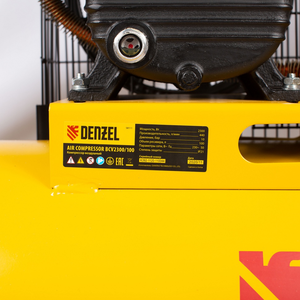 Компрессор воздушный BCV2300/100, ременный привод, 2.3 кВт, 100 литров, 440 л/мин Denzel (58111)
