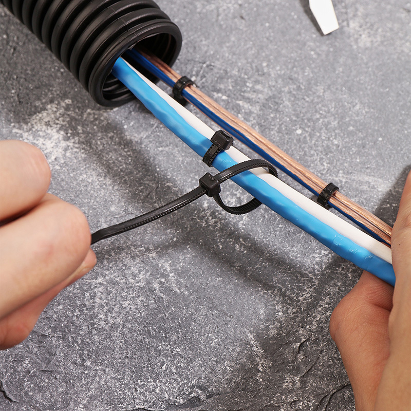 Хомуты нейлон, тройной замок 3,6 х 150 мм (набор 100 шт.), черные (1/10/200) "rexant" 67-0151-4