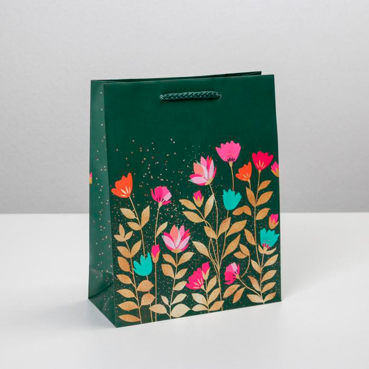 Пакет подарочный ламинир. "цветы" 18*23*8 см (1/350) "доступные радости" 6582719