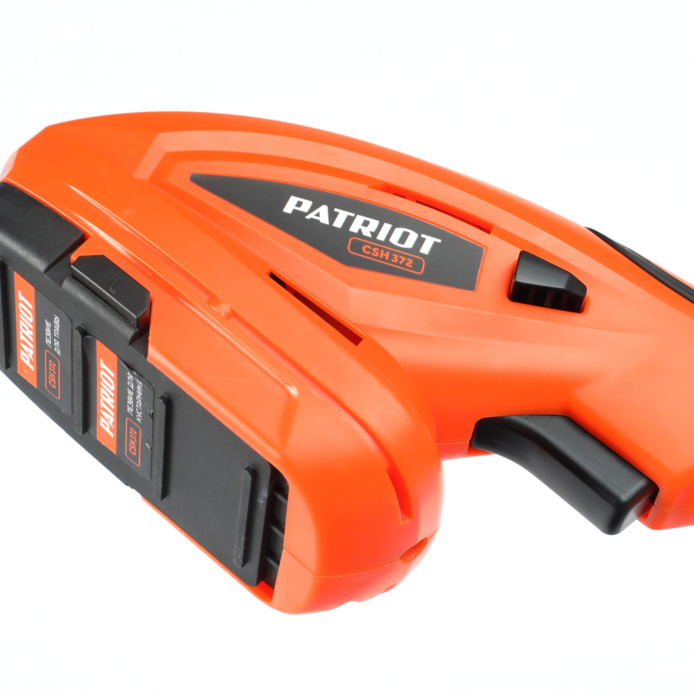 Ножницы-кусторез аккум. сsh-372  7,2в (газонные, удлин. ручка) (1/4) "patriot" 250205370