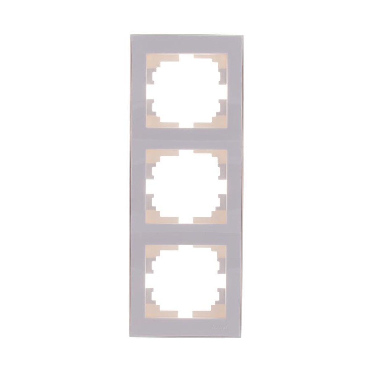 Рамка "rain" 3-х местн. вертикальная, белый (1/10/120) "lezard" 703-0202-153