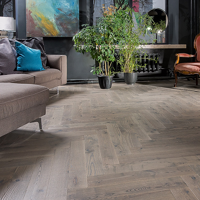 Coswick Английская ёлка 3-х слойная T&G шип-паз (90°) 1274-3232 Нормандский бриз (Порода: Ясень)