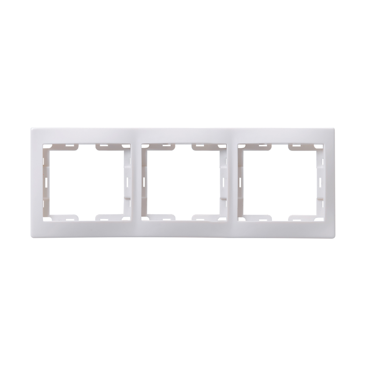 Рамка "кварта" 3-х местн. вертик. рв-3-кб, белый (1/25/500) "iek"
