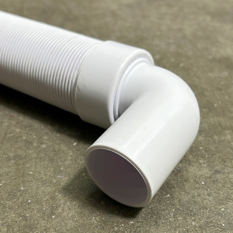 Труба гофрированнная McALPINE под углом 90° L=350-600 мм, вход 40 мм, выход 40/50