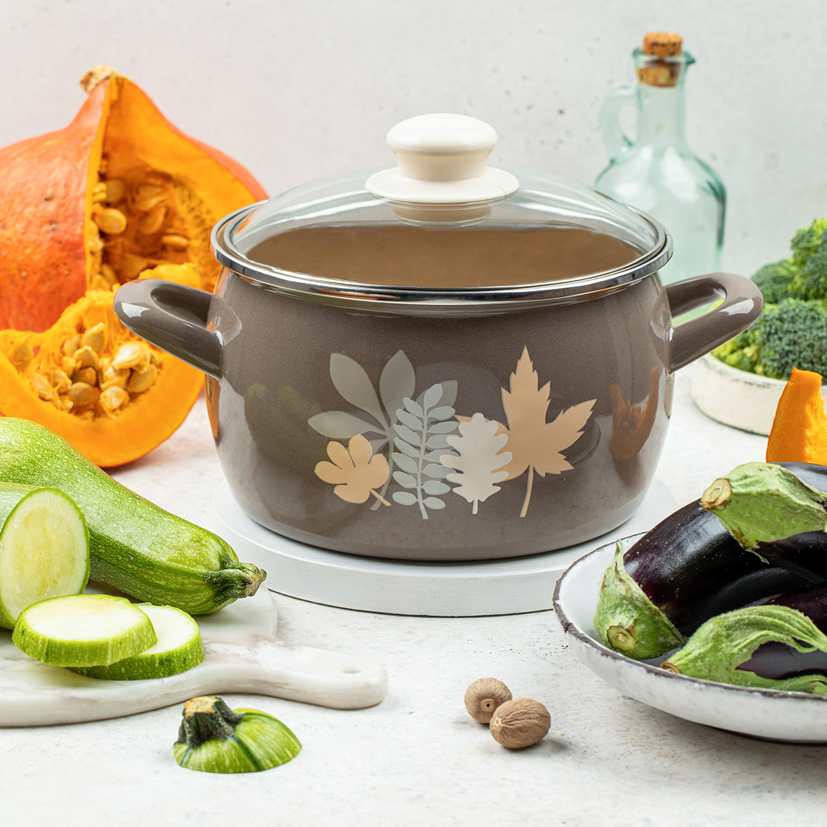 Кастрюля эмалиров. "осенняя соната" 2,4 л, 16 см стекл. крышка (1/8) "metrot"