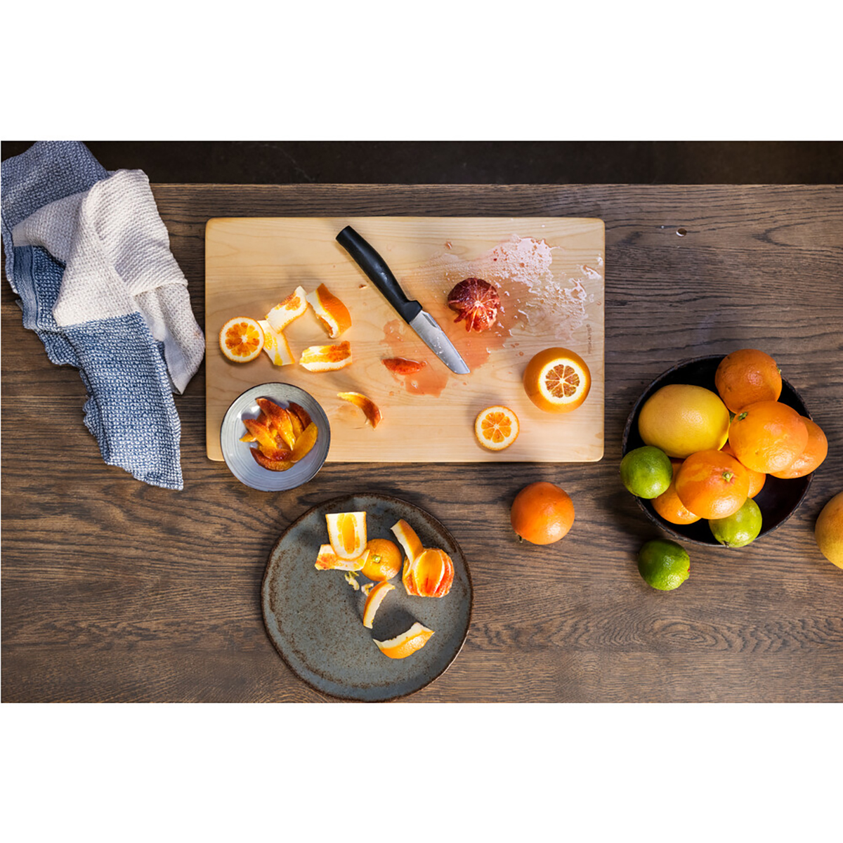 Нож для овощей "hard edge" 8,8 см (1/5) "fiskars" 1051777