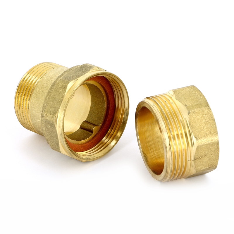 Американка с плоской прокладкой 3/4" x 3/4" ВН латунь UNI-FITT