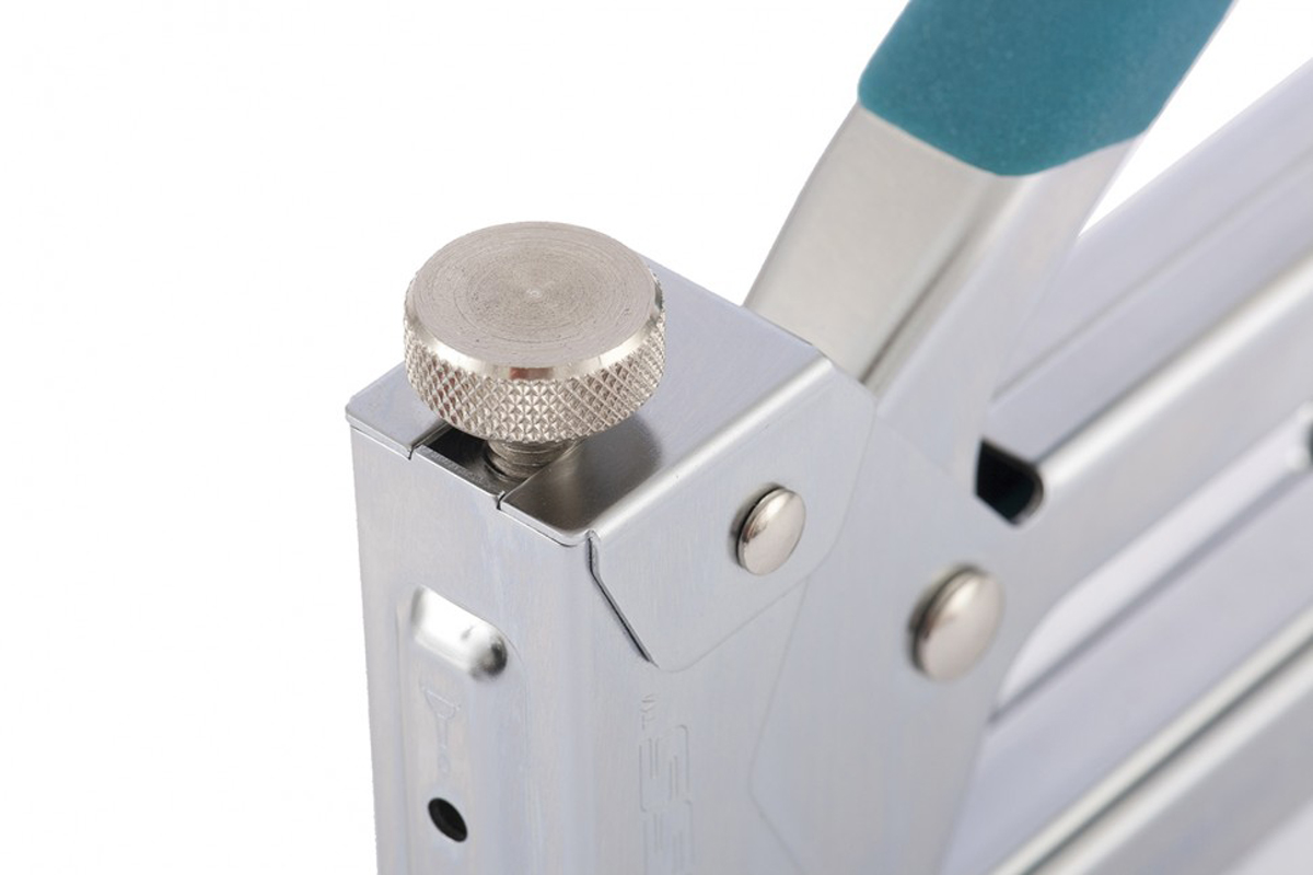 Пистолет скобозабивной регулир. стальной (тип 53) 4-14 мм (1/10/40) "gross"