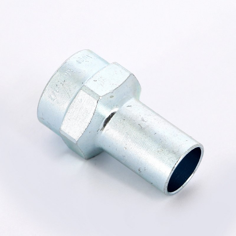 Муфта вставка-В 18x1/2" оцинкованная сталь Prestabo VIEGA