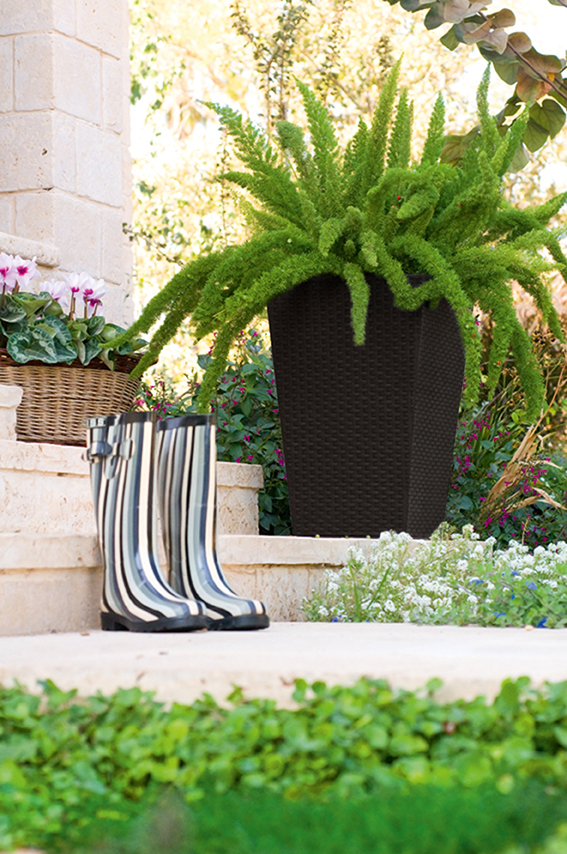 Кашпо под ротанг M