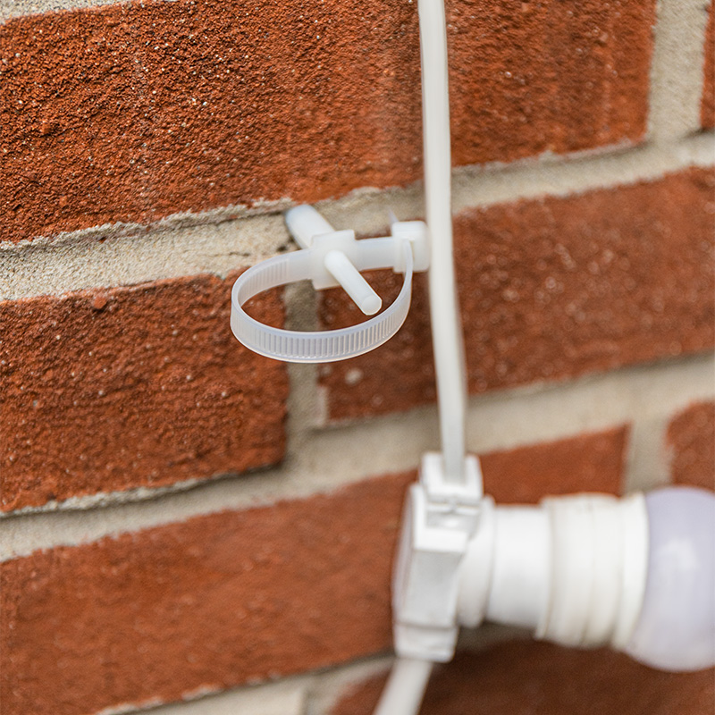 Хомуты нейлон с дюбелем 7,0 х 150 мм  ø8,0 мм (набор 50 шт.), белые (1/30) "rexant" 07-0176