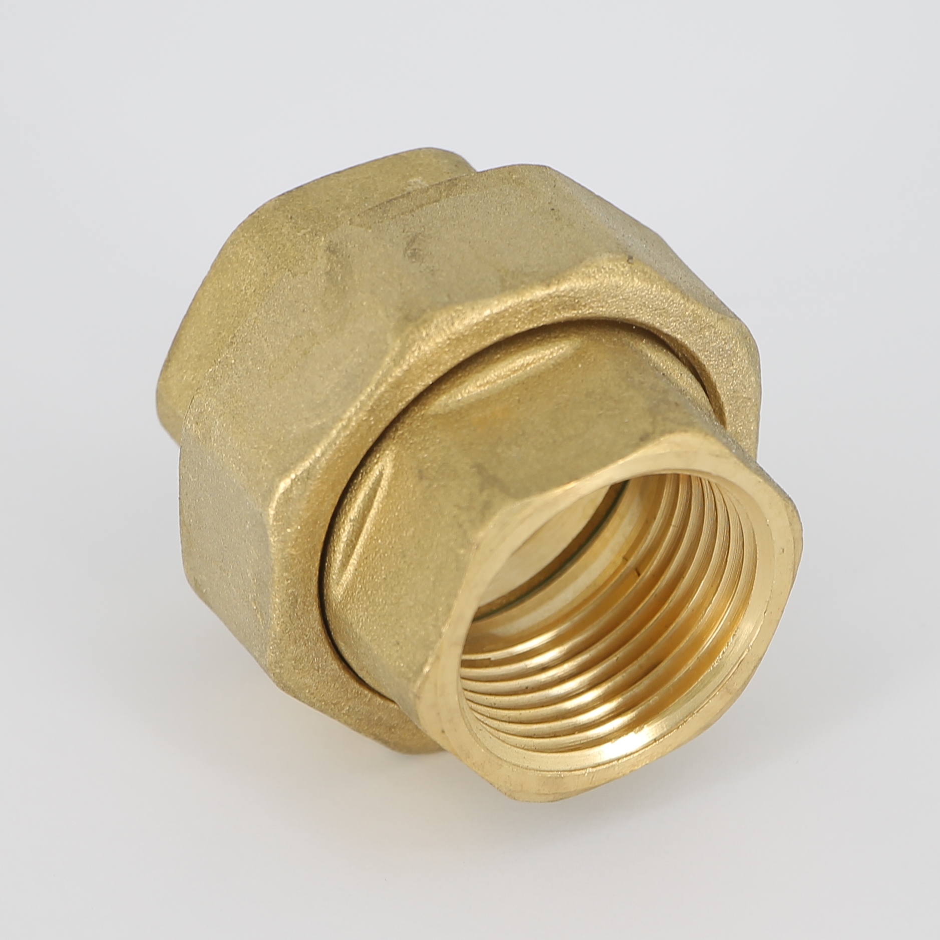 Американка 1" (ВР) с плоской прокладкой латунь UNI-FITT