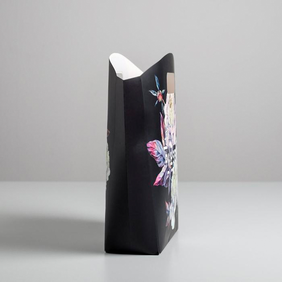 Пакет подарочный "present" 26*28*8 см (1/290) "дарите счастье" 5219718