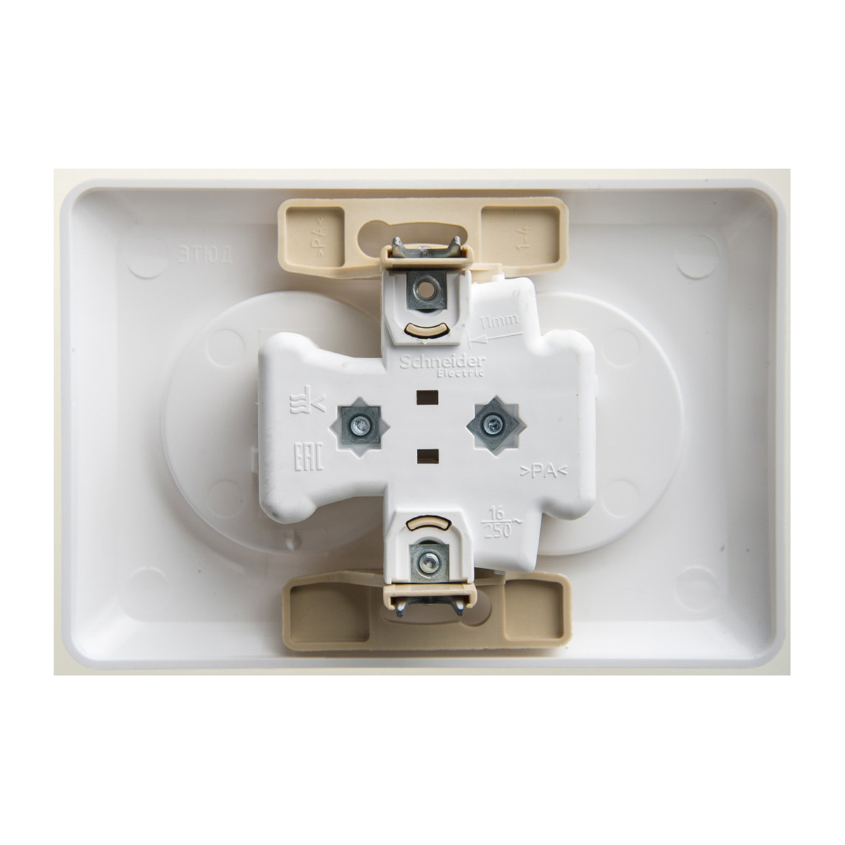 Розетка "этюд" 2-х местн. 16а, белый (1/12/72) "schneider"