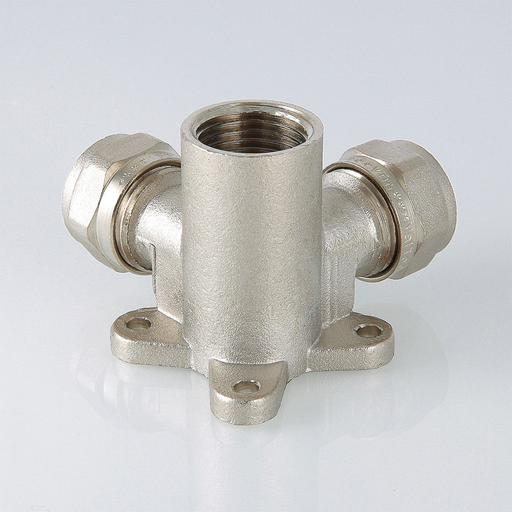 Водорозетка обжимная проходная 16х1/2" VALTEC