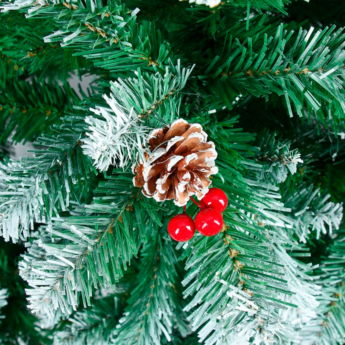 Ель декор. "иней с ягодами" 240 см, 1577 веток (зеленая) "зимнее волшебство" 540649