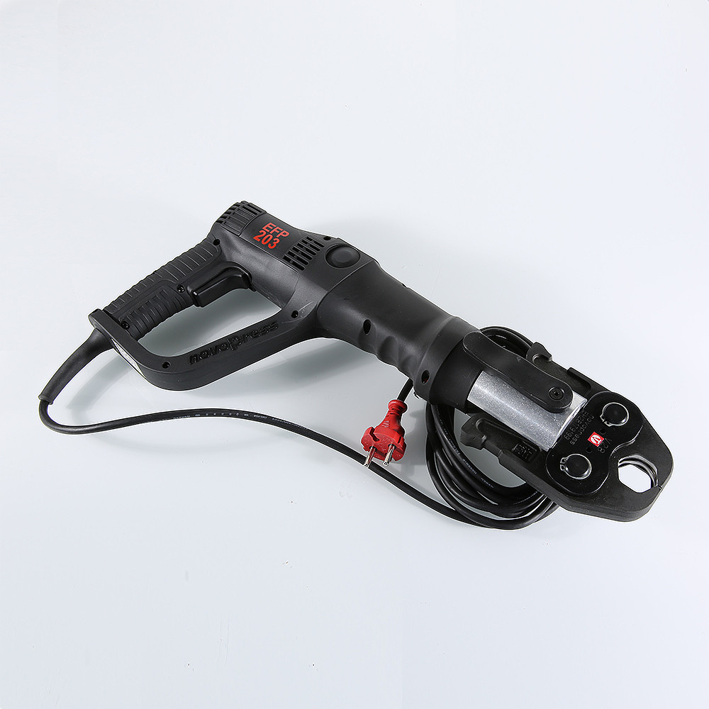 Пресс-инструмент электрический VALTEC EFP203 в пластиковом ящике