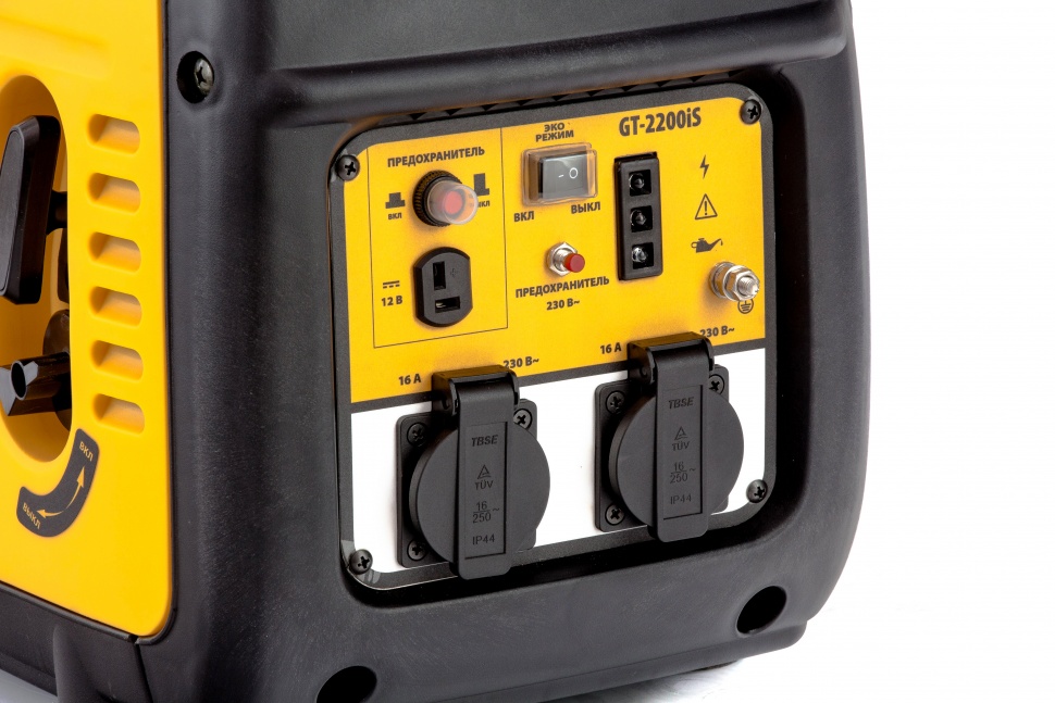 Генератор инверторный GT-2200iS, 2.2 кВт, 230 В, бак 4 л, закрытый корпус, ручной старт Denzel (94702)