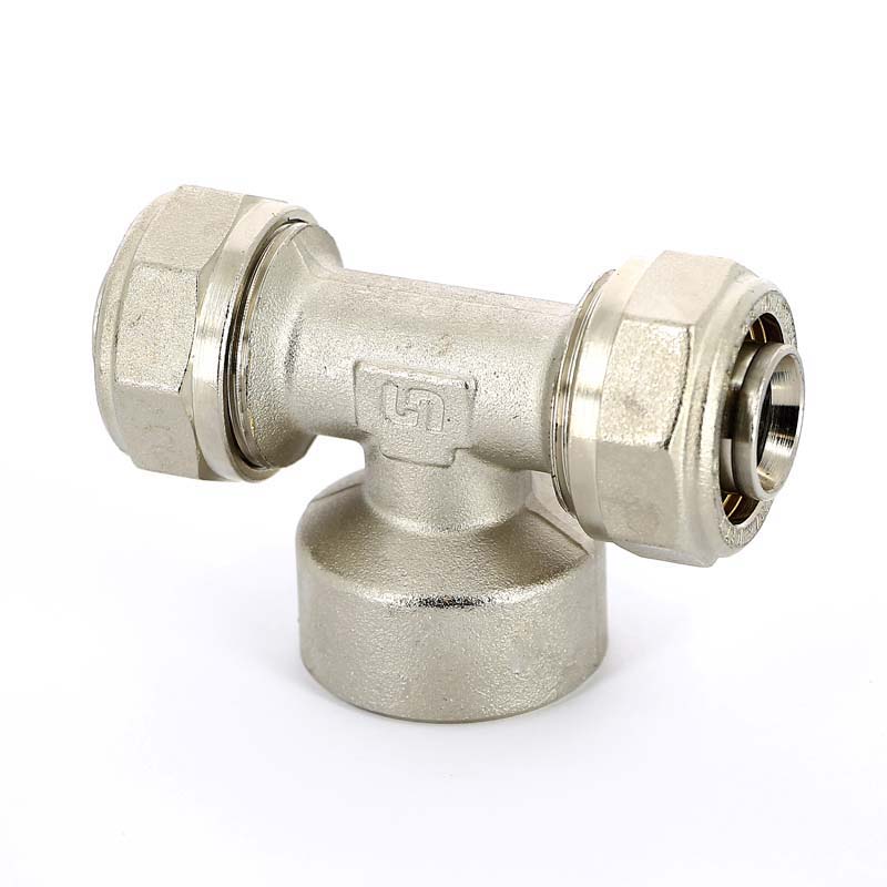 Тройник обжимной ВР 26 х 3/4" х 26 UNI-FITT для м/п труб