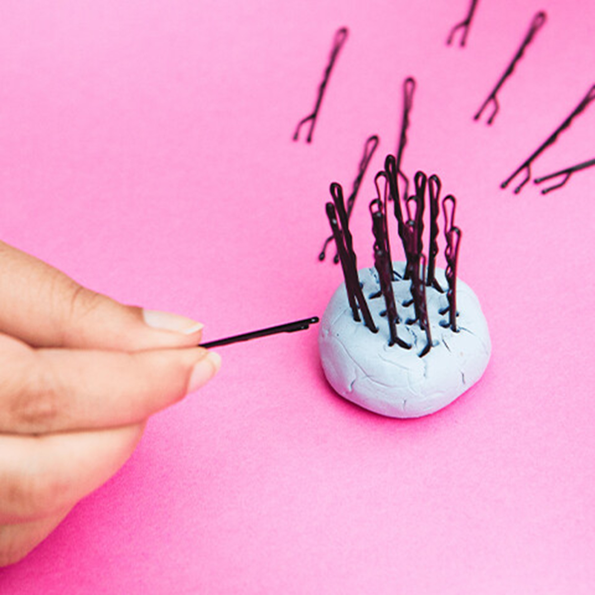 Клейкая масса "blu tack" 0,05 кг (12) "bostik"