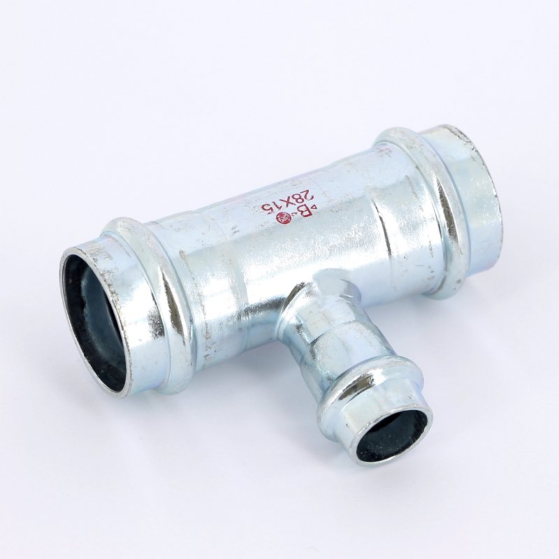 Тройник пресс оцинкованная сталь 28х15х28 IBP