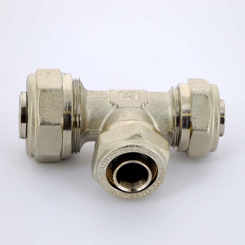 Тройник 26 х 20 х 20 редукционный под обжим UNI-FITT