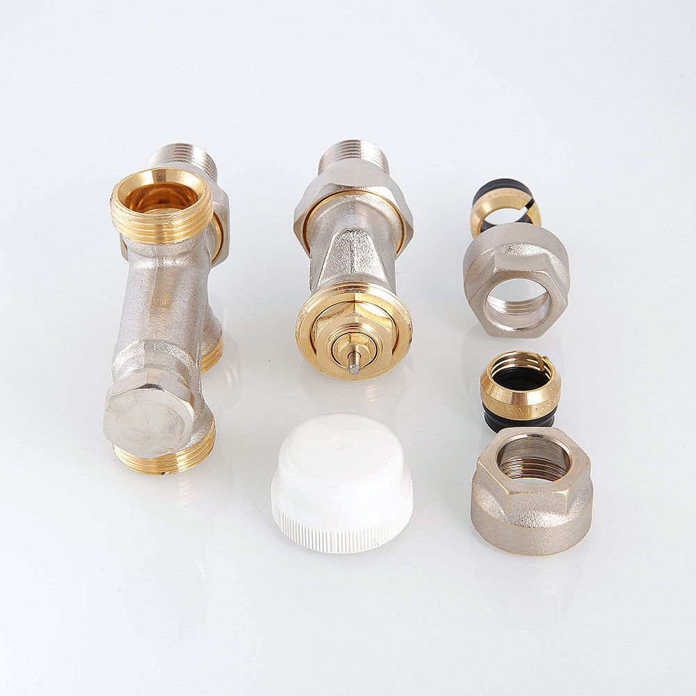 Узел регулирующий угловой НР 1/2" х 100 % х 3/4 ЕК для подключения радиатора VALTEC