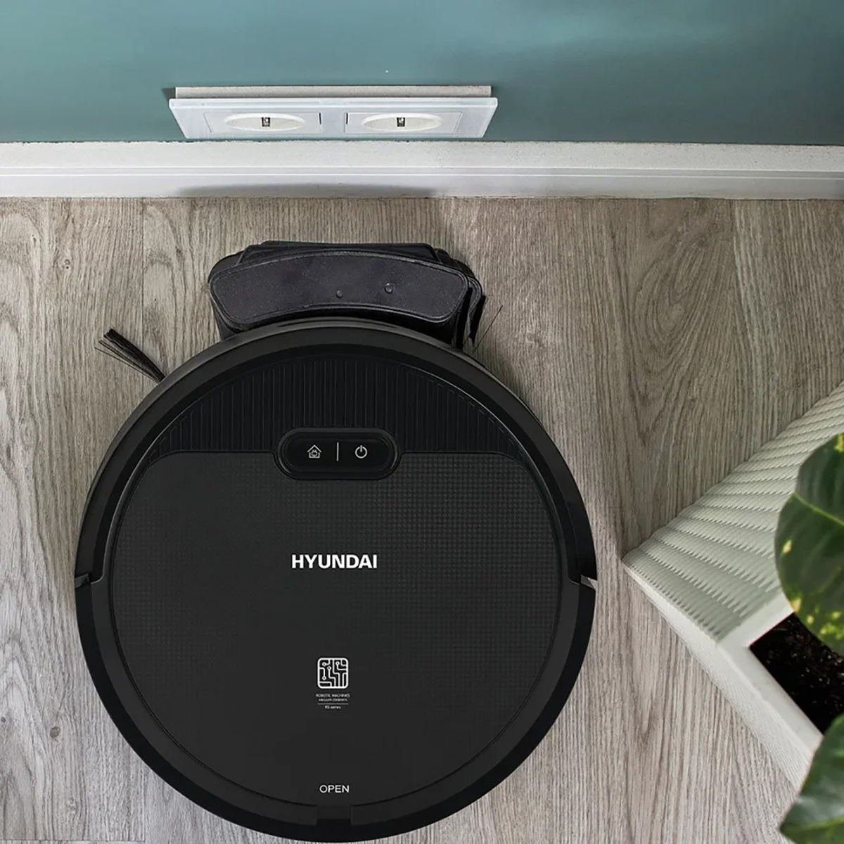 Робот-пылесос h-vcrs02 (1/6) "hyundai"