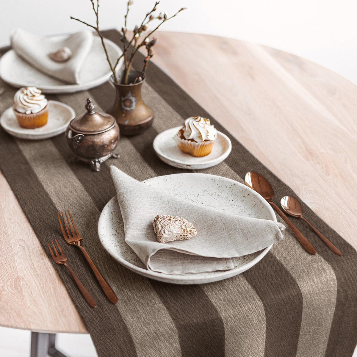 Дорожка сервировочная "волшебная ночь" 40*140 см (капучино-зебра)