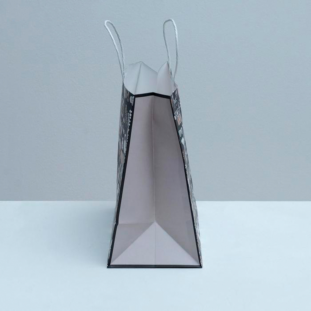 Пакет подарочный крафтовый "крутой" 32*28*15 см (1/200) "дарите счастье" 4753248